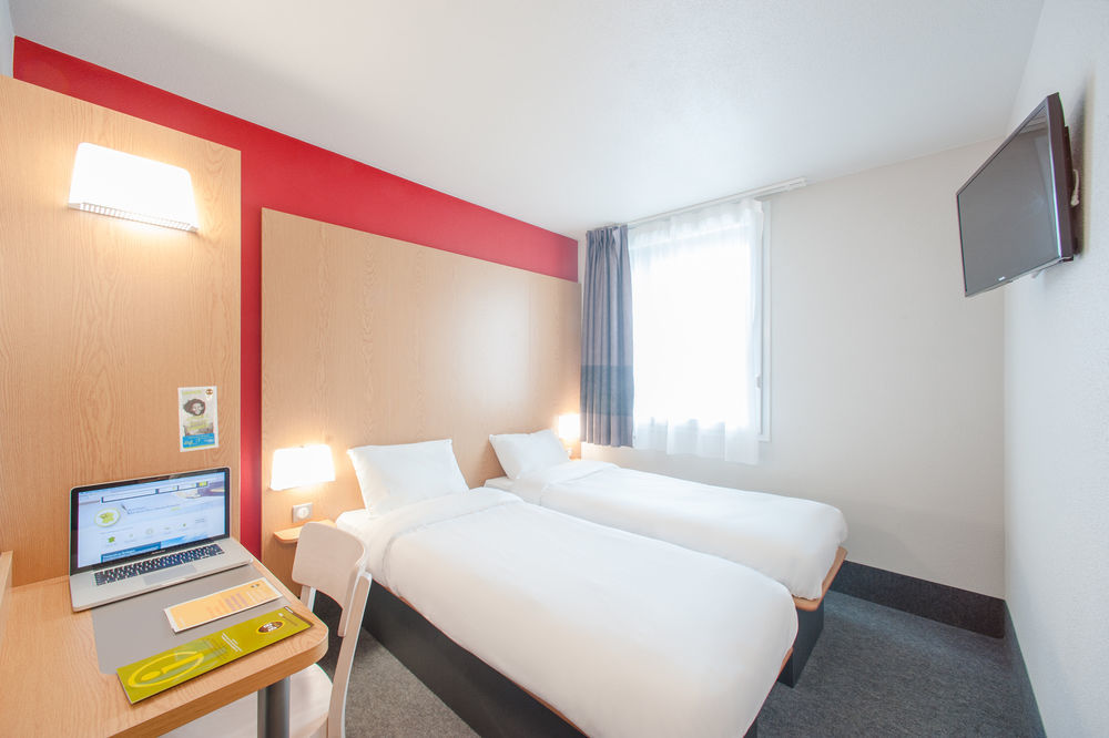 B&B Hotel Creil Chantilly Eksteriør billede