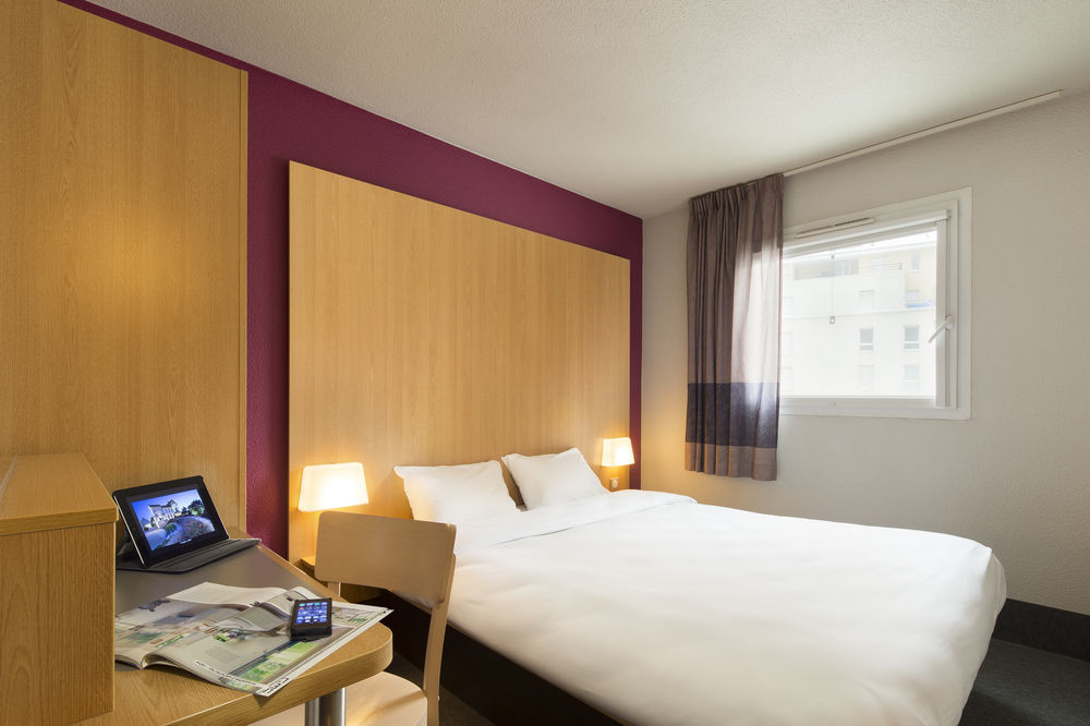 B&B Hotel Creil Chantilly Eksteriør billede