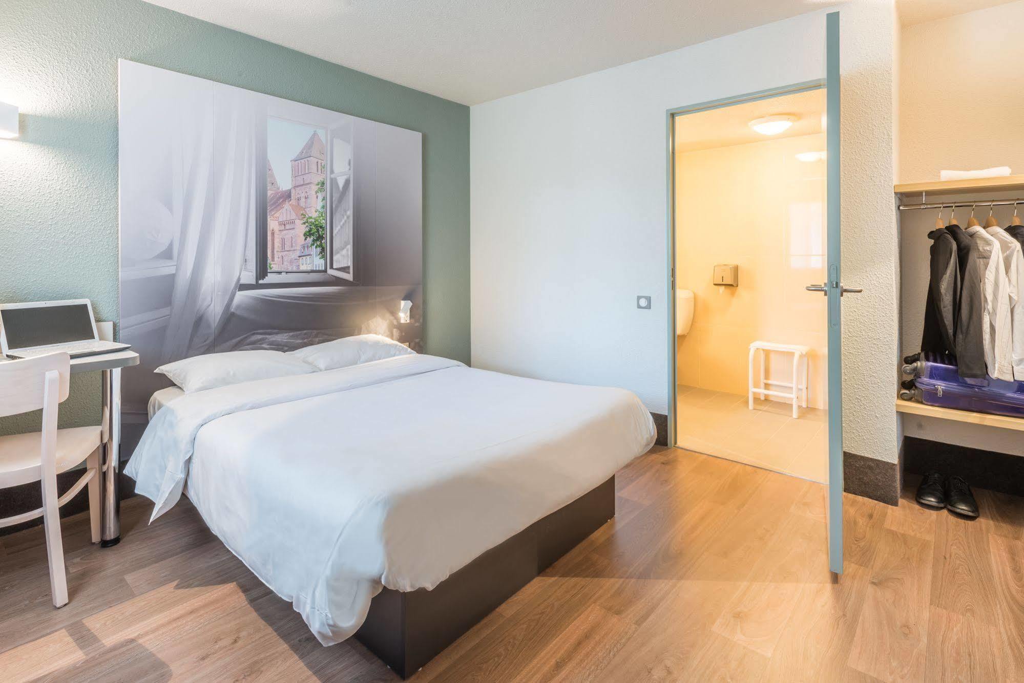 B&B Hotel Creil Chantilly Eksteriør billede